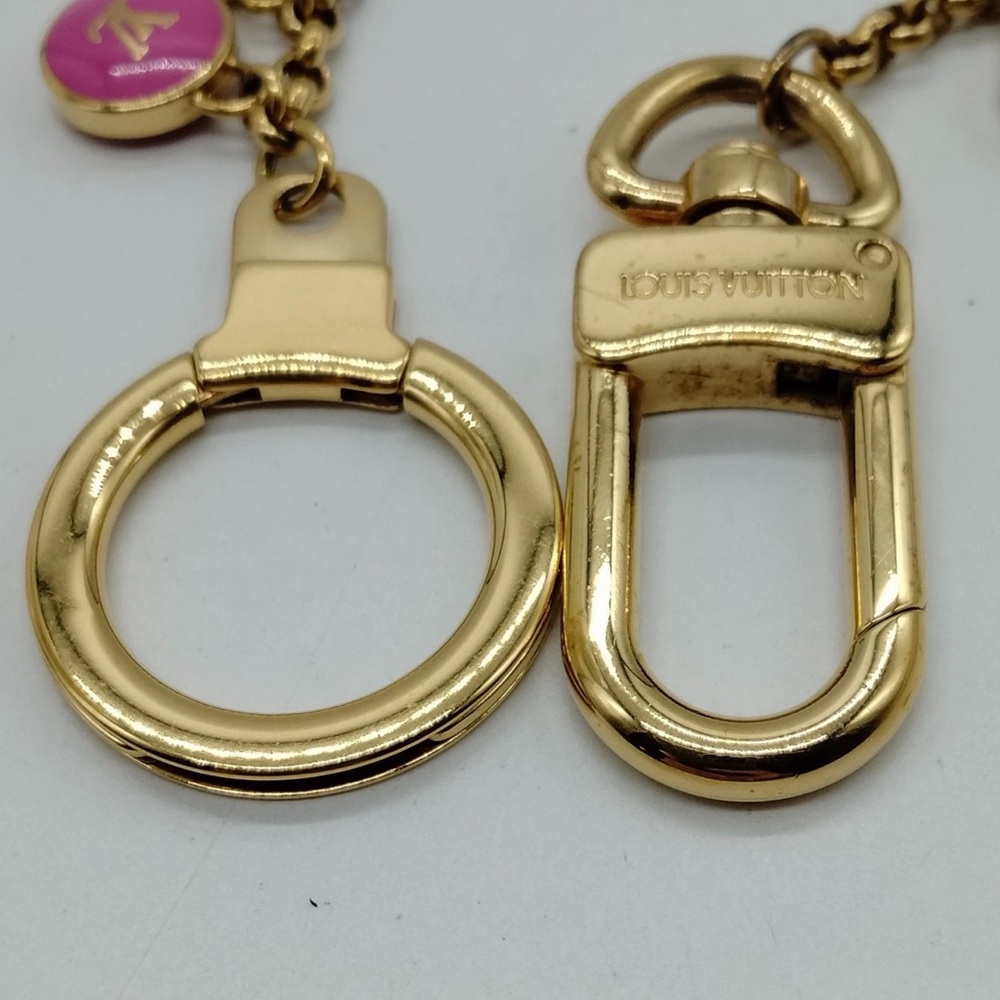 Louis Vuitton Porto Cle Chenne Pastille Bag Charm/ Key holder - Picture 6 of 9